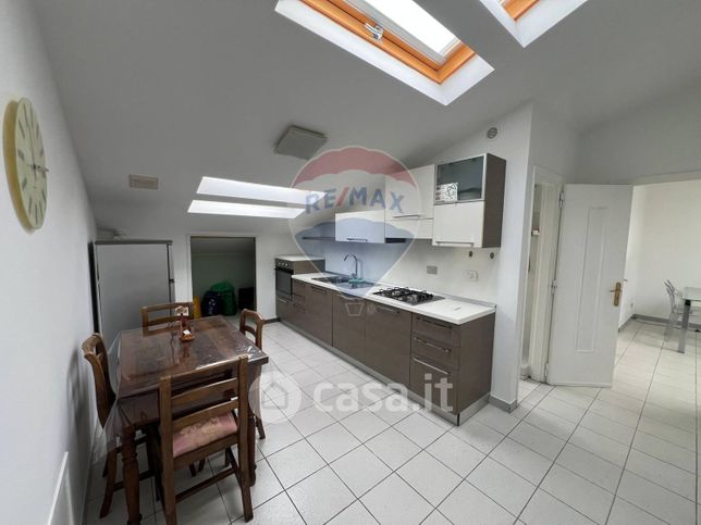 Appartamento in residenziale in Via Angelo Scatolone 9