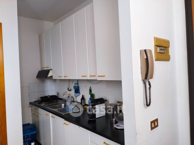 Appartamento in residenziale in Via A. Serena 12