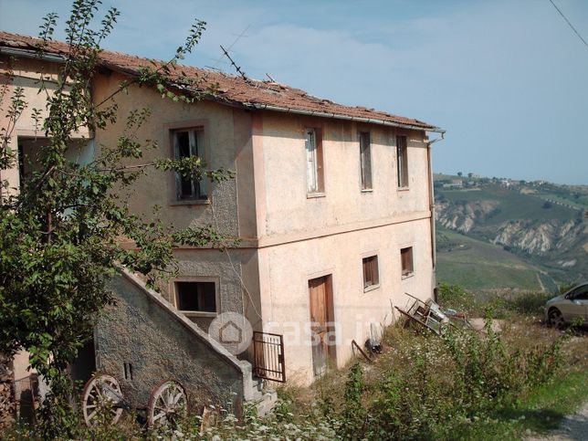 Terreno agricolo in commerciale in Contrada cerrano