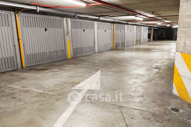 Garage/posto auto in residenziale in Via Giovanni Battista Soresina 14