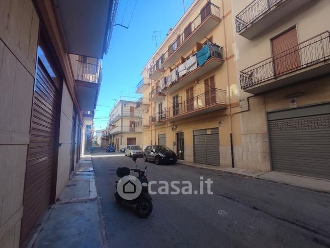Box/posto auto in residenziale in Via maddaloni