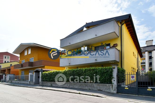 Appartamento in residenziale in Via Santa Rita 20