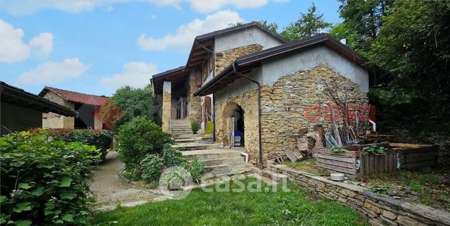 Rustico/casale in residenziale in Via Giaveno