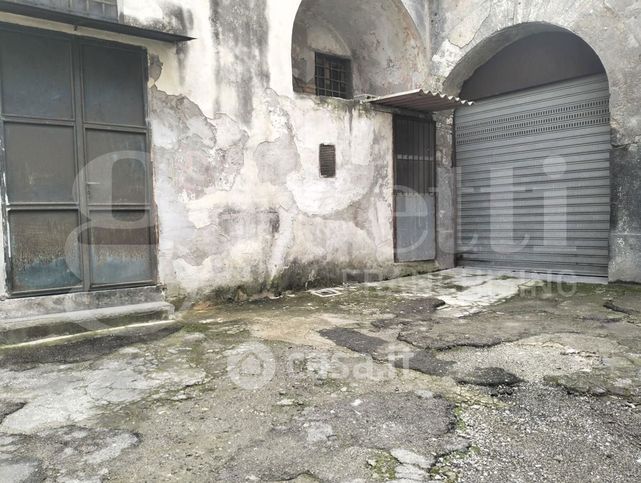 Garage/posto auto in residenziale in Via Maddalena Caputo 1