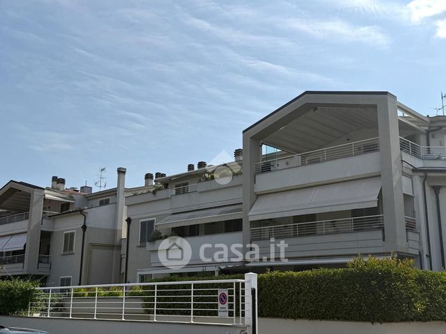 Appartamento in residenziale in Via Fiorenzo Mugnaini 40