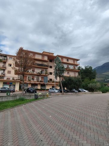 Appartamento in residenziale in Via Firenze