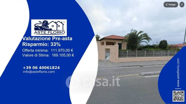 Appartamento in residenziale in Viale del Tirreno 74