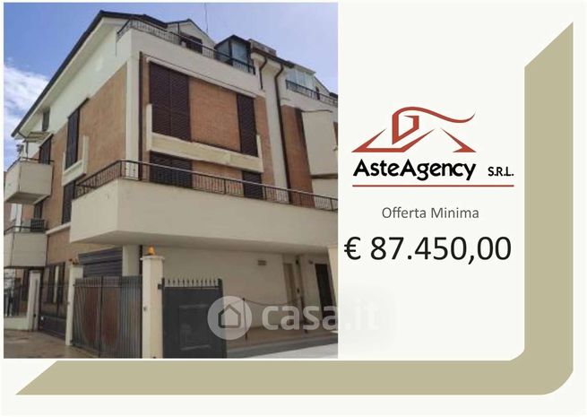 Appartamento in residenziale in Via Elpidiense 14