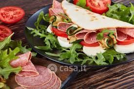 Attivitã /licenza (con o senza mura) in commerciale in 