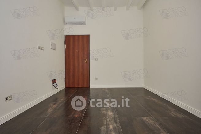 Appartamento in residenziale in Via Emilio de Marchi 5