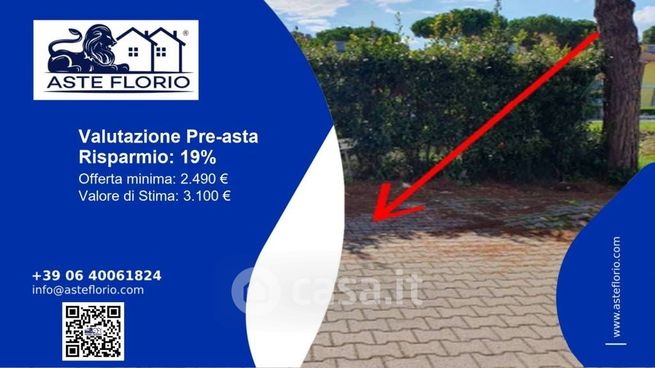 Box/posto auto in residenziale in Via di Montramito