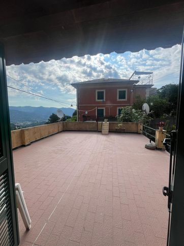 Casa indipendente in residenziale in Via Aurelia 99