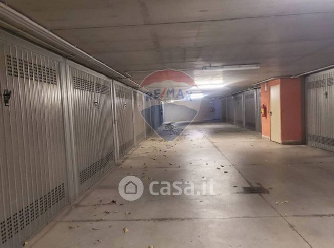 Garage/posto auto in residenziale in Via Don Giuseppe Ravazzi 27