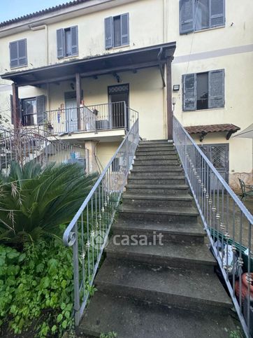 Villetta a schiera in residenziale in Via Cofanara