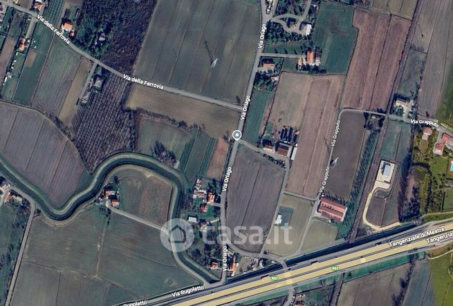 Terreno agricolo in commerciale in 