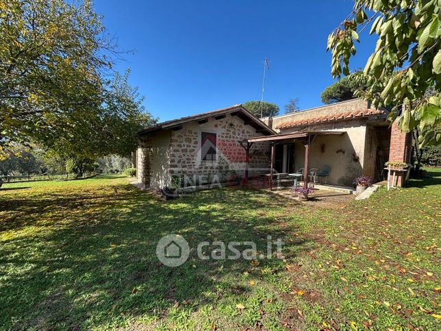 Casa indipendente in residenziale in Via Colle dell'Oro