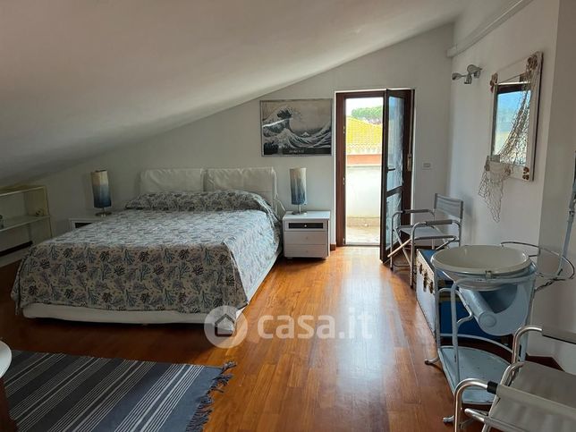 Appartamento in residenziale in Via Coroglio