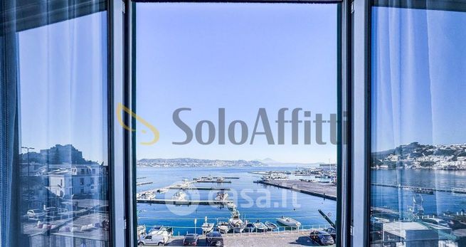 Appartamento in residenziale in Via Molo di Baia