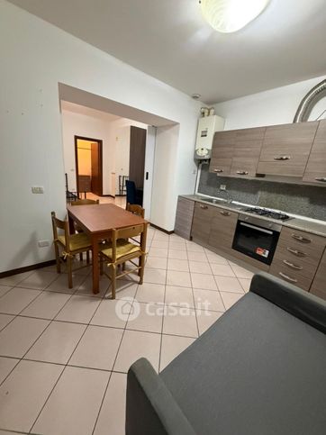 Appartamento in residenziale in Via C. Battisti 41