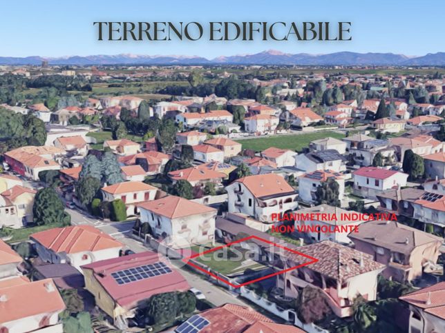 Terreno edificabile in residenziale in Via Sardegna 1