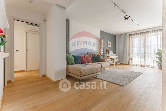 Appartamento in residenziale in Via Marco Partipilo 8