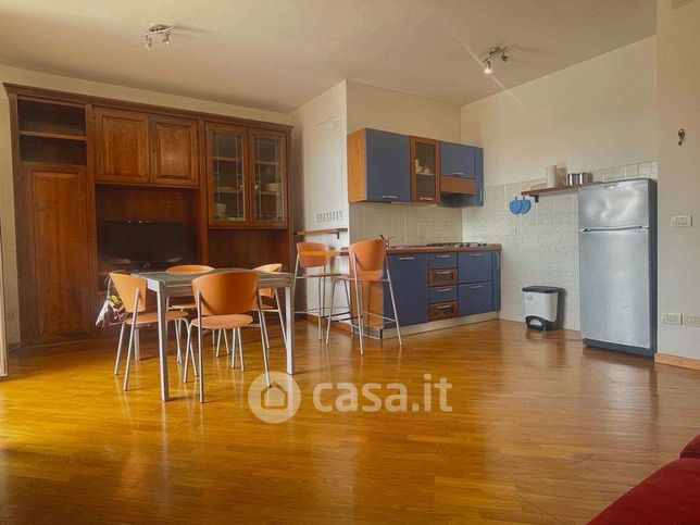 Appartamento in residenziale in Via Monte Grappa