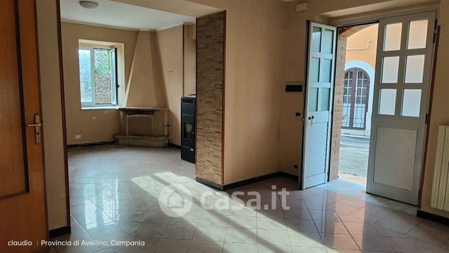 Casa indipendente in residenziale in