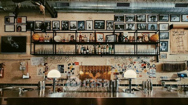 Attivitã /licenza (con o senza mura) in commerciale in 