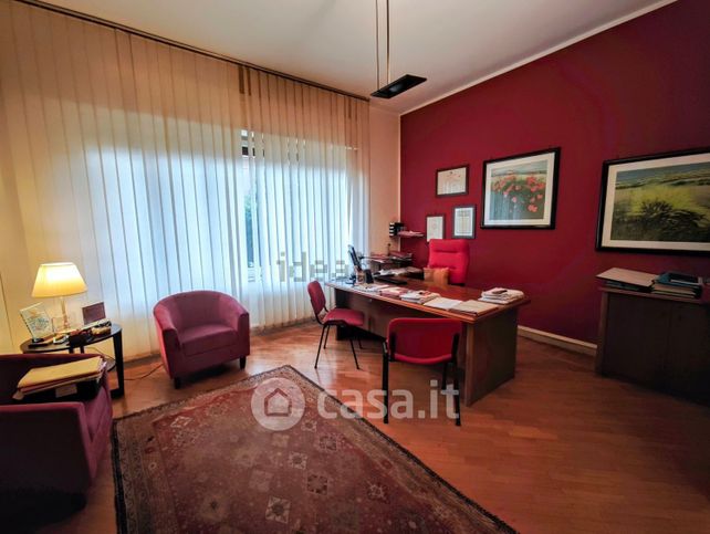 Ufficio in commerciale in Via Vincenzo Di Marco 51