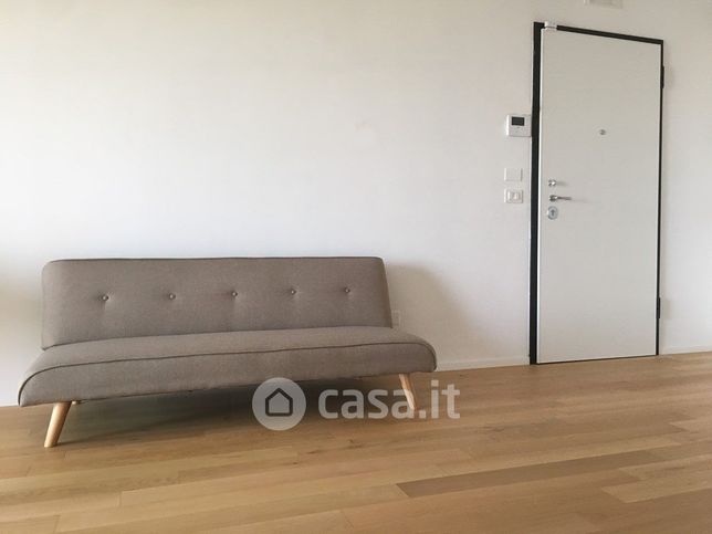 Appartamento in residenziale in Via Ruggiero Bonghi 5