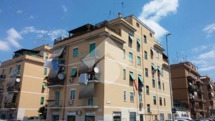Appartamento in residenziale in Via Tor de' Schiavi