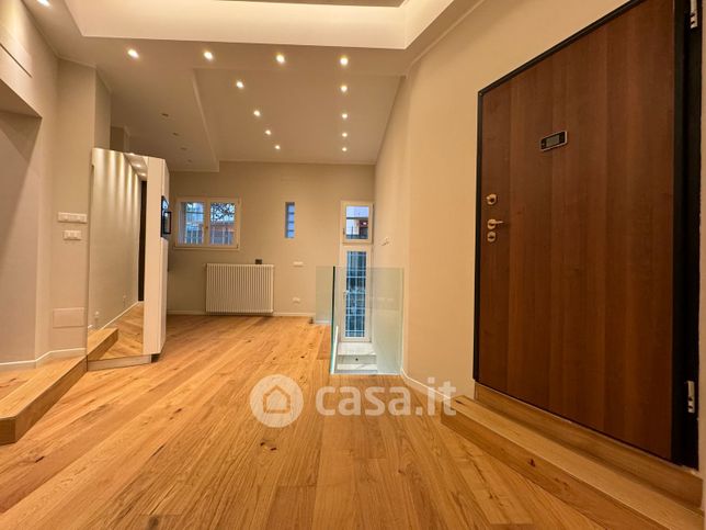 Appartamento in residenziale in Via San Mamolo 60