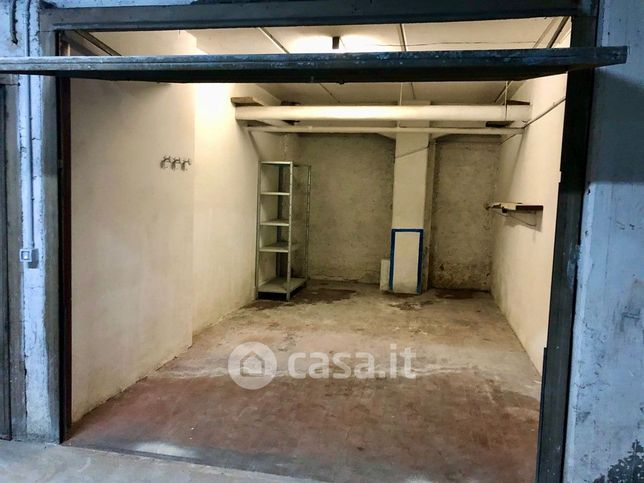 Box/posto auto in residenziale in Via delle Mola Vecchia