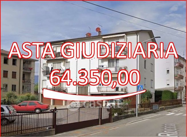 Appartamento in residenziale in Via San Rocco 49 -33