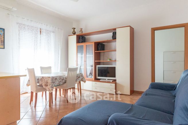Appartamento in residenziale in Via della Marranella di Marino 50