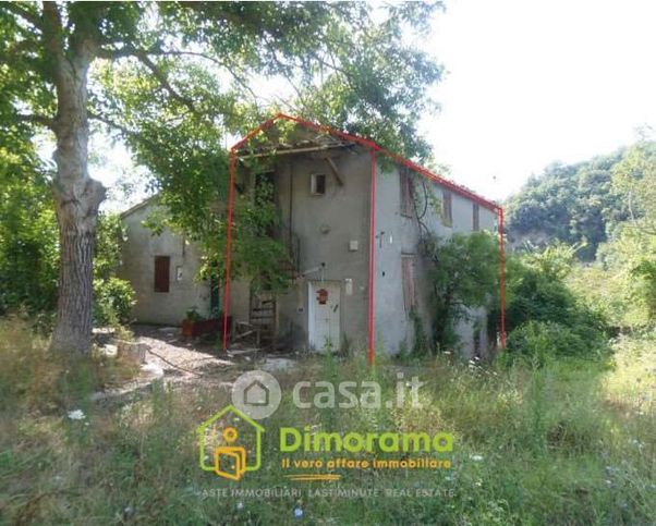 Rustico/casale in residenziale in Via Mulino Loc. Montetiffi 44