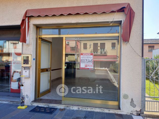 Ufficio in commerciale in Piazza Vittorio Veneto 43 a