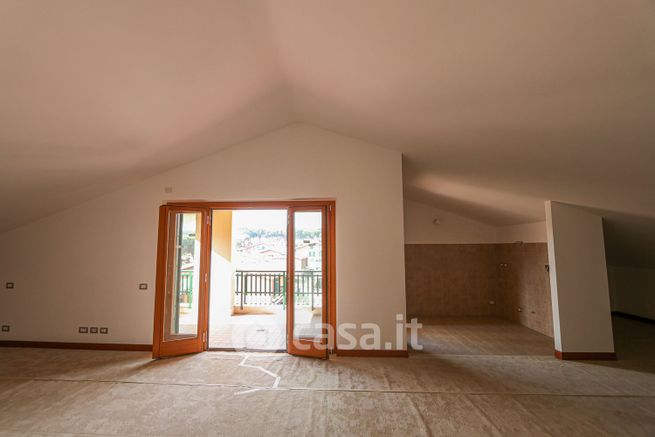 Appartamento in residenziale in Via Crisopoli 38