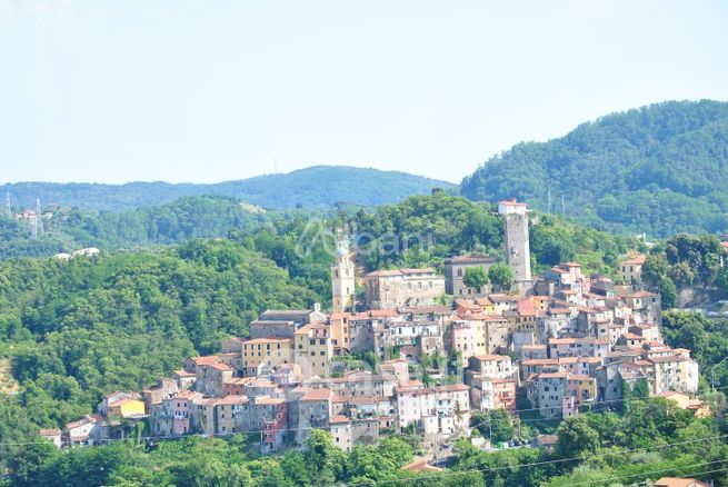 Terreno edificabile in residenziale in Via Montesagro
