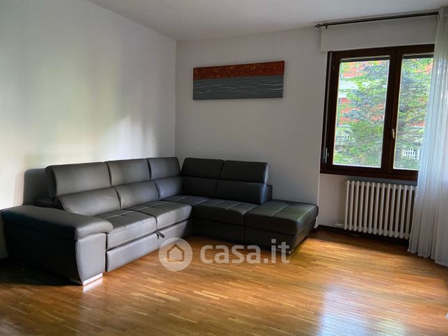 Appartamento in residenziale in Viale Aguggiari