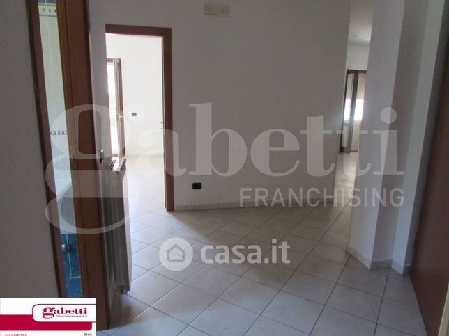 Appartamento in residenziale in Via Ocinaro 16