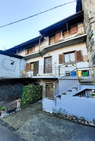 Villetta a schiera in residenziale in Via Roncascio 44