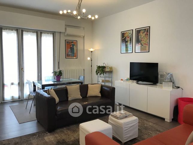 Appartamento in residenziale in Taramelli 28