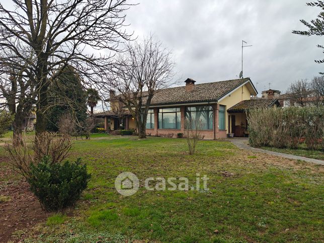 Villa in residenziale in Strada Martinella