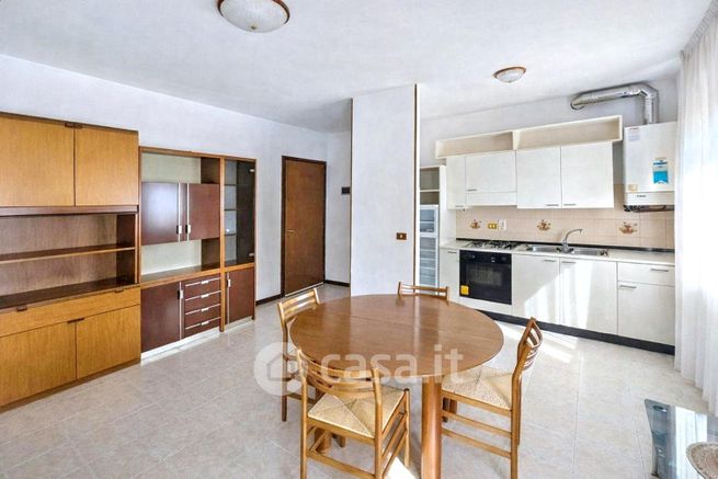 Appartamento in residenziale in Piazzale Tiro a Segno 5