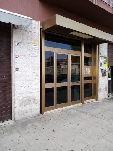 Appartamento in residenziale in Via Ernesto Tricomi 14