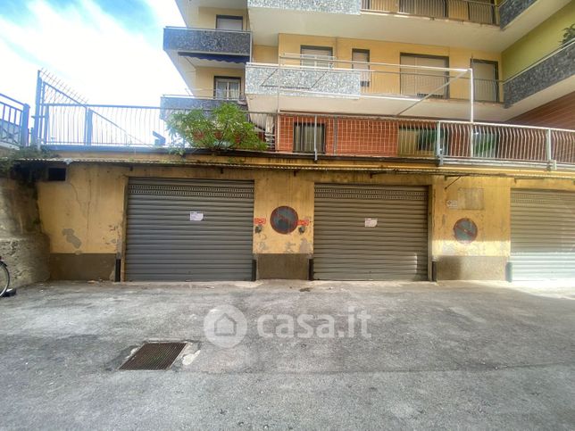 Garage/posto auto in residenziale in Piazzale della Franca 6