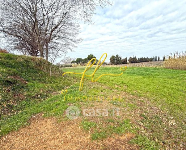 Terreno agricolo in commerciale in Via del Paratino