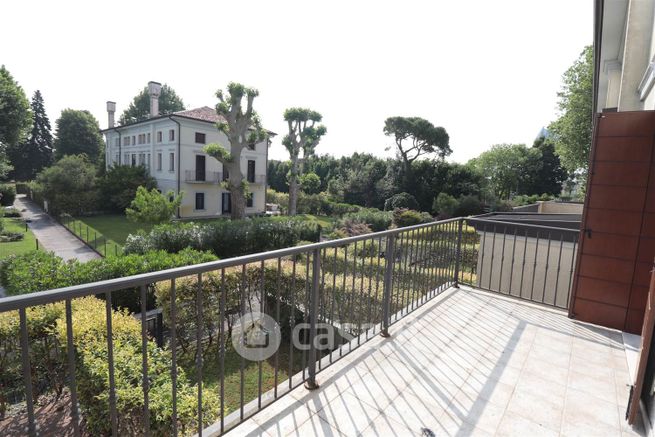 Appartamento in residenziale in Via Aleardo Aleardi 23