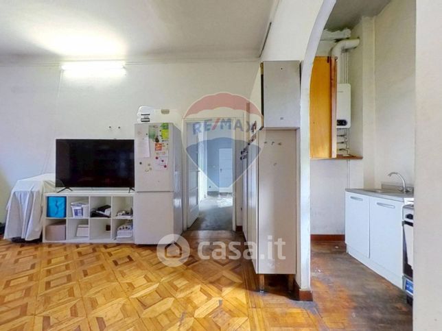 Appartamento in residenziale in Viale Monte Ceneri 75